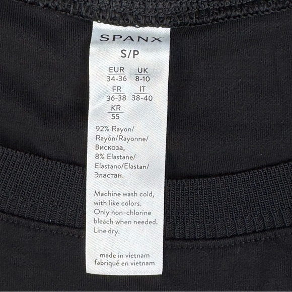 NEW Spanx Perfect Length Short Sleeve Tee in Black. 50169R. Small - Picture 5 of 10